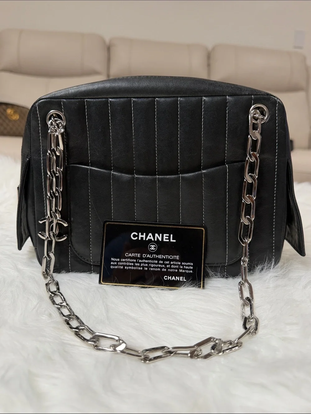 💯Authentic Chanel Black Leather Camera Shoulder Bag Silver CC Chain Charm🍀